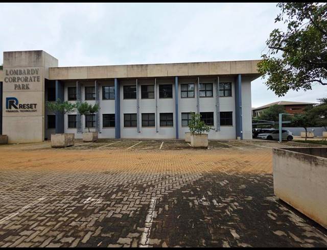 BUSINESS PROPERTY TO RENT IN PYRAMID A H